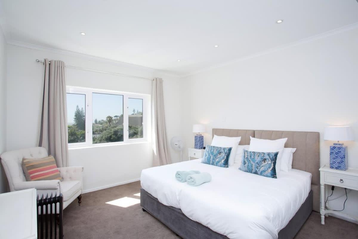 Comfort & Style 200m To With Parking Apartment *